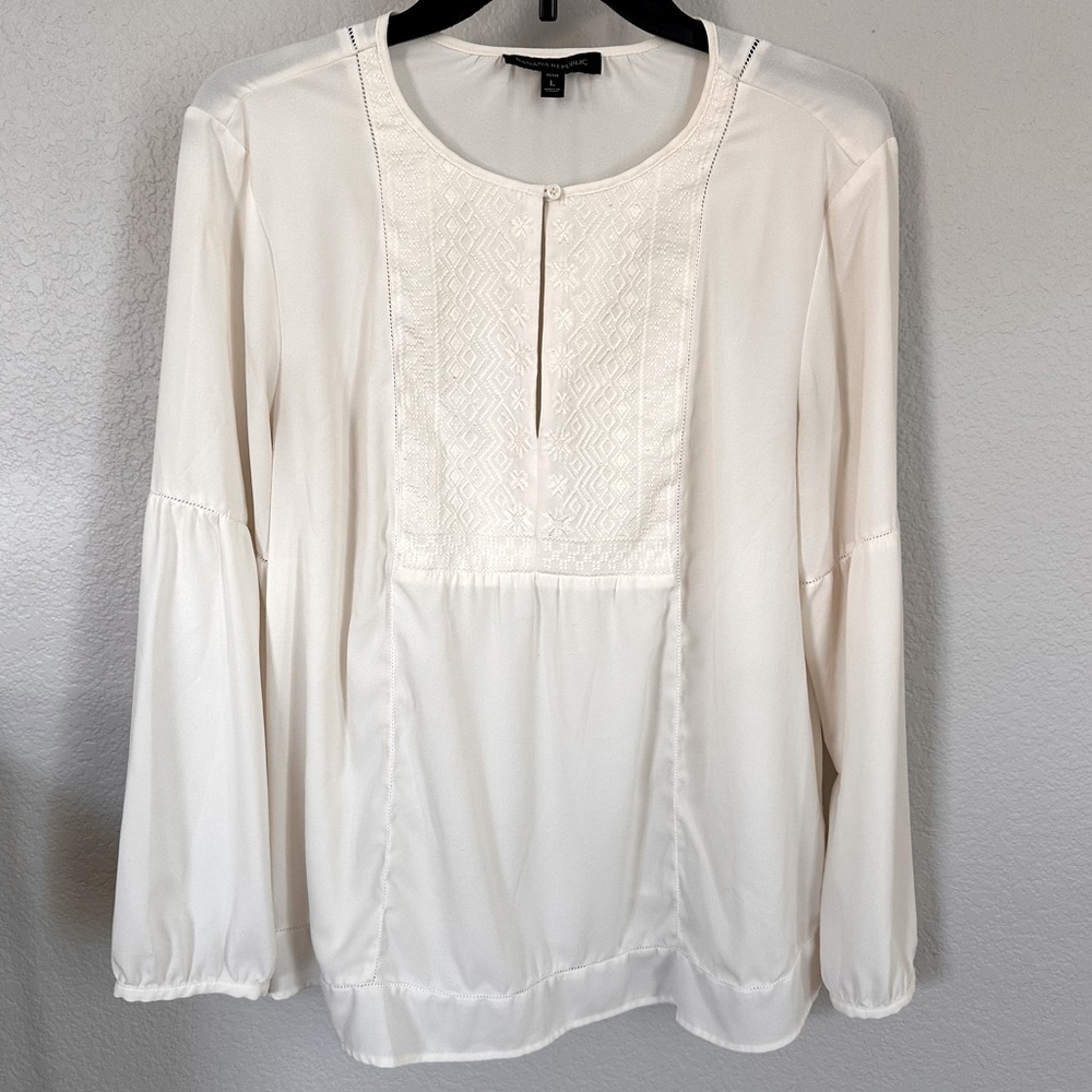 BANANA REPUBLIC | Cream Embroidered Front Blouse - Size PL